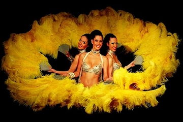 César Palace Cabaret Dinner and Show in Paris
