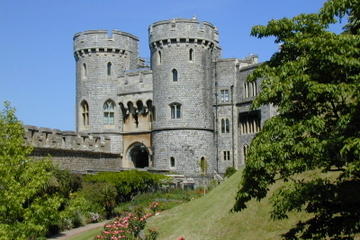 Christmas Eve in Windsor, Stonehenge and Bath