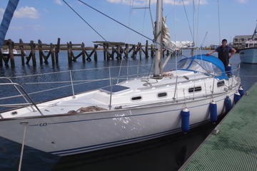 Contessa 32 Sailing Experience from the Isle of Wight