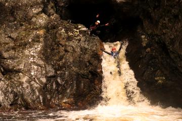 Cradle Mountain Canyoning: Dove Canyon
