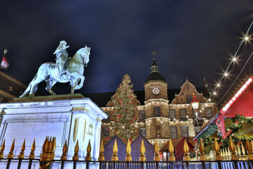 Düsseldorf Rhine River Christmas Dinner Cruise