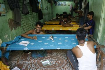 Dharavi Slum Small-Group Tour in Mumbai