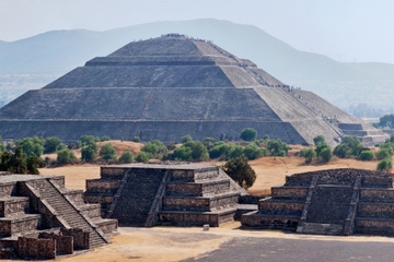 Early Morning Teotihuacan Pyramids Tour with a Private Archeologist