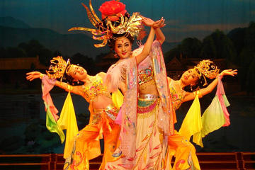 Evening Tour: The Tang Dynasty Show and Dumpling Banquet in Xi'an