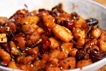 Experience Beijing: Chinese Cooking Class and Market Tour