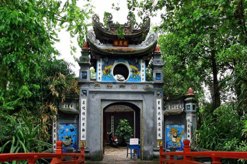 Explore Hanoi with Cyclo Ride and Water Puppet Show
