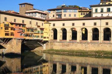 Florence Combo: Skip-the-Line Uffizi Gallery, Vasari Corridor and Pitti Palace Palatine Gallery Tour