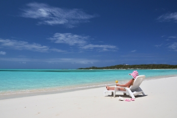 Freeport Shore Excursion: Round-Trip Beach Transfer to Taino Beach