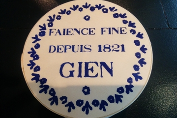 Gien Ceramic-Painting Workshop in Paris