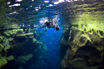 Golden Circle Tour and Snorkeling Experience with 4x4 Jeep Transport from Reykjavik