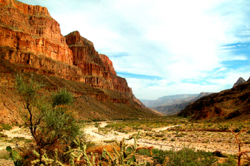 Grand Canyon 4-in-1 Tour to the Canyon Floor