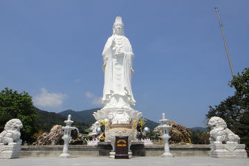 Half-Day Marble Mountain Tour from Hoi An