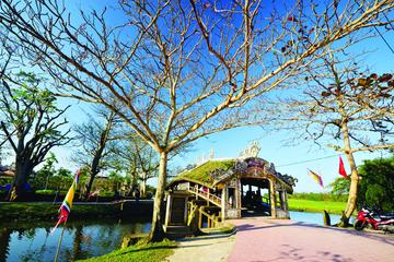 Half-Day Thanh Thuy Village Bike Tour from Hue