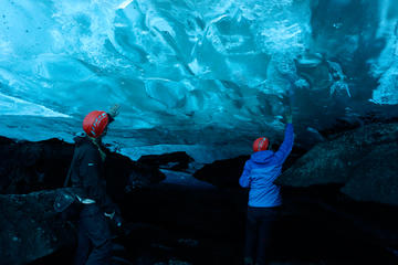 Ice Cave Tour on the Largest Glacier in Europe from Holmur