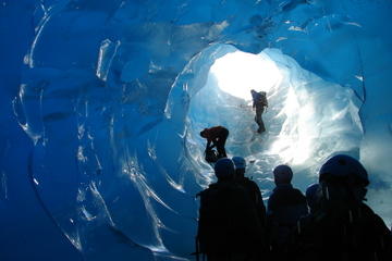Juneau Shore Excursion: Mendenhall Glacier Trek and Climb