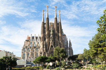 La Sagrada Familia with VIP Tower Upgrade in Barcelona