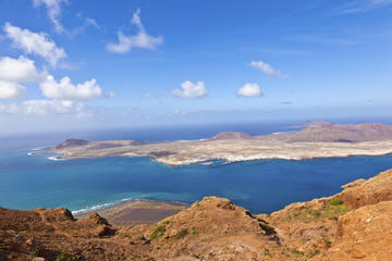 Lanzarote Gems and La Graciosa Island Tour