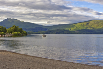 Loch Lomond, Glasgow and Doune Castle Day Trip from Edinburgh with Spanish Speaking Guide