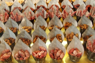 Madrid Market and Tapas Walking Tour Including Lavapiés Visit
