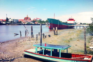 Mahachai Train Tour from Bangkok