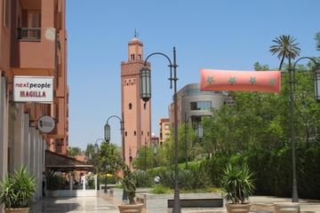 Marrakech Medina Walking Tour Including Maison Tiskiwin, Bahia Palace and the Photography Museum
