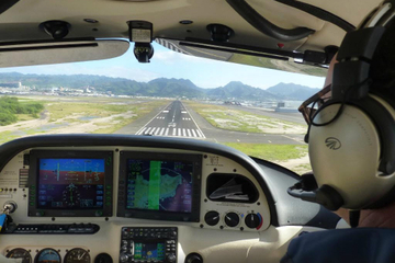 Maui Introductory Flight Lesson: Round-Trip to Molokai