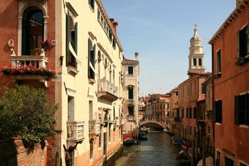 Morning Walking Tour of Venice plus Gondola Ride