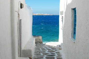 Mykonos Shore Excursion: Private Old Town Walking Tour
