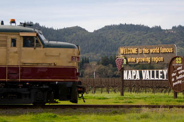 Napa Valley Wine Train with Gourmet Lunch, Wine Tasting and Vineyard Tours