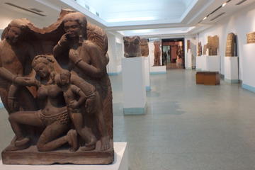 National Museum Tour in Delhi with Private Transfer