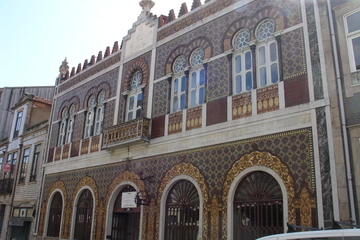 Porto Tiles Walking Tour