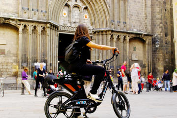 Private 3-hour Bike Tour in Barcelona