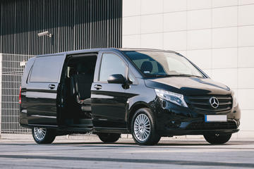 Private Airport Round-Trip Transfer: Berlin Tegel Airport to Berlin Hotel plus Return Trip