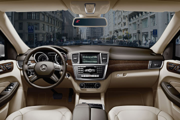 Private Departure Transfer from Central Barcelona to El Prat Airport