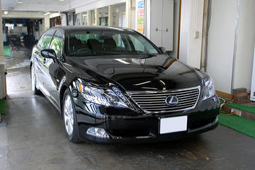 Private Departure Transfer: Osaka City to Osaka Airports