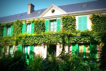 Private Minivan Trip To Giverny Garden