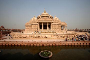 Private Tour: Akshardham Temple and Spiritual Sites of Central Delhi