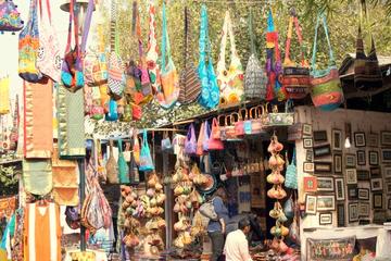 Private Tour: Experience Delhi's Bustling Markets