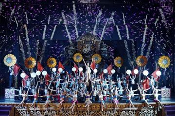Private Tour: Kingdom of Dreams including Zangoora or Jhumroo Bollywood Show with Transport from Delhi