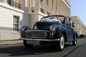 Private Tour: London Highlights in a Vintage Car
