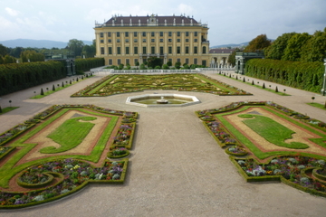 Private Tour: Vienna Schönbrunn Palace Including Schönbrunn Gardens