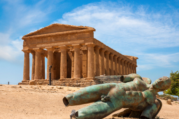 Private Transfer: Taormina to Palermo with Villa Romana del Casale and Agrigento Stops
