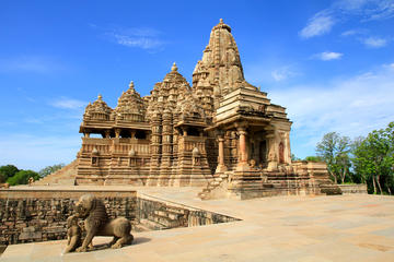 Private Walking Tour of Kamasutra Temple in Khajuraho