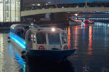 River Cruise Including Live Entertainment And Fireworks in Berlin