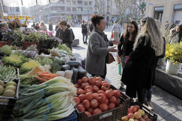 San Sebastián Walking Tour with Pintxos and Wine