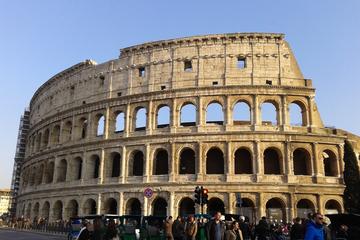 Semi Private Tour of the Ancient Rome: Colosseum and Baths of Caracalla