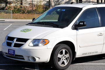 Shared Arrival Transfer: Philadelphia Airport to Hotel