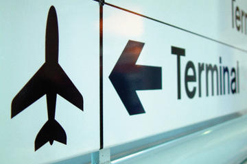 Shared Departure Transfer: Mykonos Hotel to Airport or Cruise Port