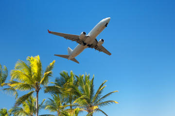 Shared Round-Trip Transfer: Liberia International Airport