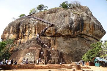 Sigiriya Day Tour